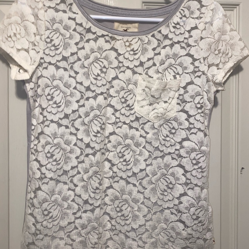 Hollister lace tee XS